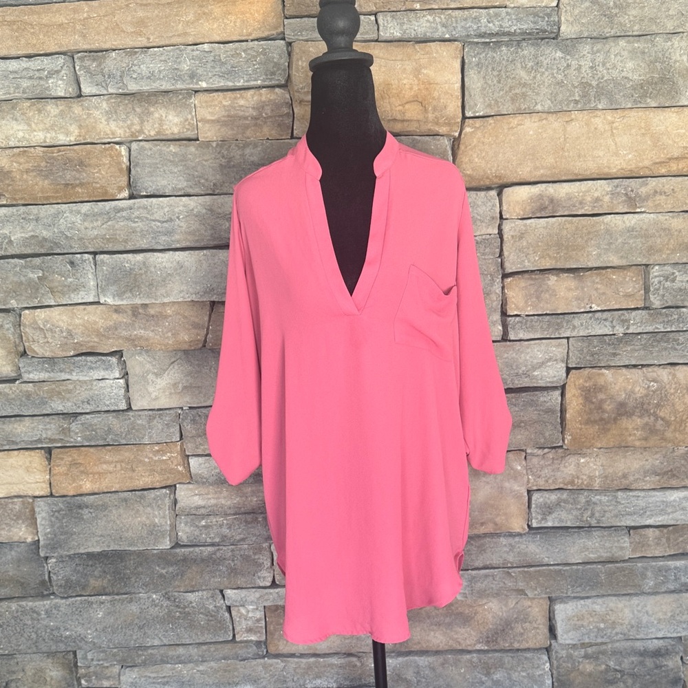 LUSH Women's Pink V-Neck Tunic Top